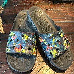 Croc slides